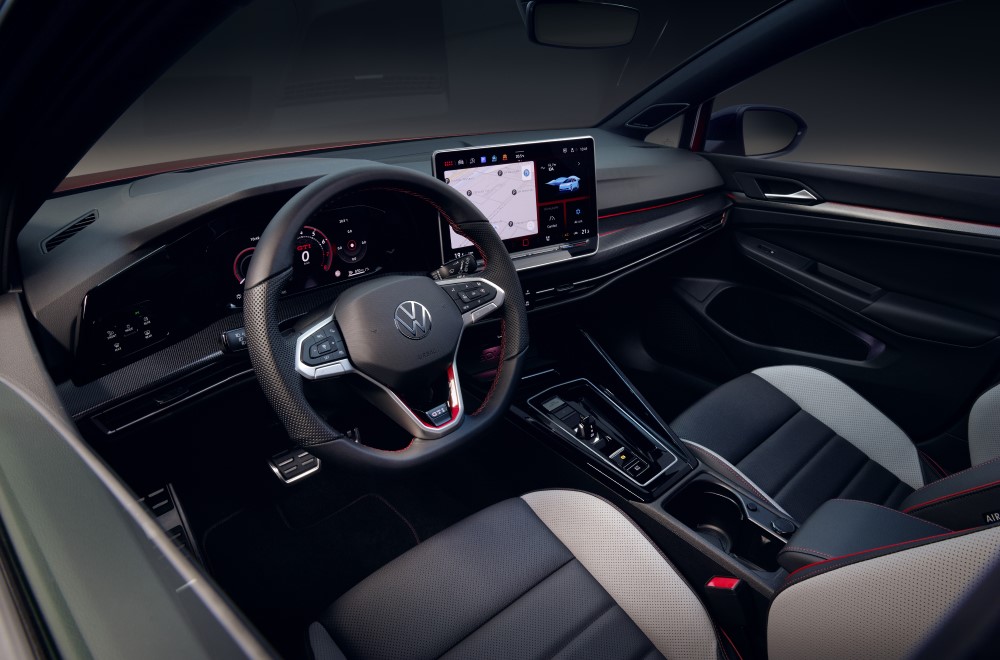Volkswagen Golf GTI concept - ChatGPT en Vehículos
