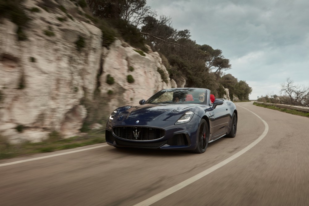 Maserati GranCabrio 