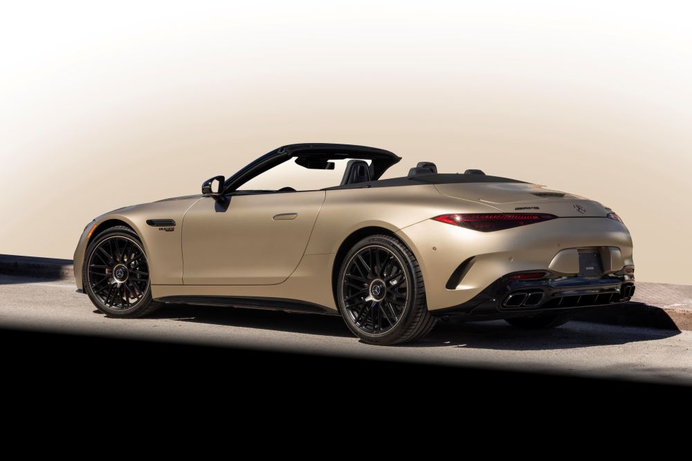 Mercedes-AMG SL 63 MANUFAKTUR Golden Coast