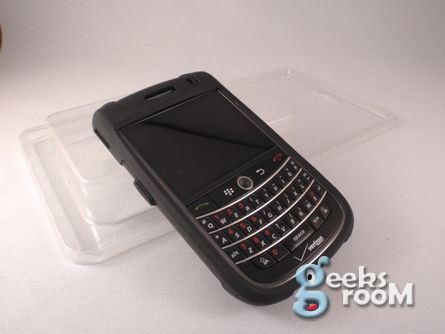 GeeksRoom Review: OtterBox Commuter Series para BlackBerry Tour 9600 1
