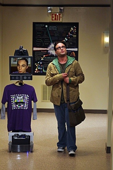 Shel-bot: El robot de Sheldon en the big bang theory. 1