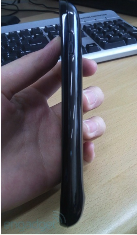 Se filtran la primeras imágenes del Google Nexus Two, Nexus S?.[Rumor] 3