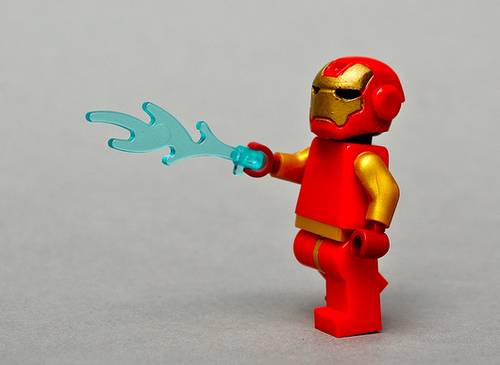 Un Fan de Legos y Avengers creó sus propias mini figuras 2