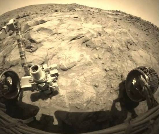 Alrededor de Marte en 3 minutos a bordo del robot Spirit de la NASA