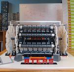 Detector de particulas ATLAS del Gran Colisionador de Hadrones armado con piezas de LEGO