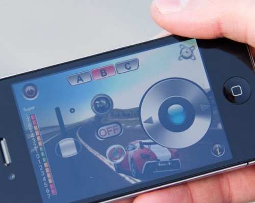 Stunt Car Racer, auto de juguete controlado a través de un dispositivo iOS 2