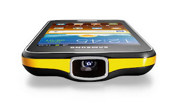 #MWC 2012 Samsung Beam, un modelo de smartphone con proyector 2