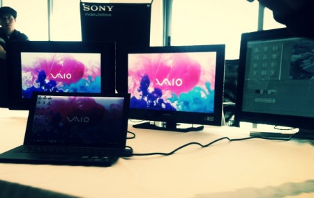 Sony VAIO serie Z conectada a 3 monitores
