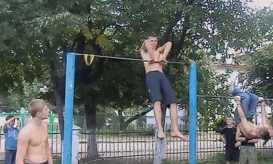Jóvenes gimnastas ucranianos llevan a cabo algunas demostraciones increíbles #Video 1