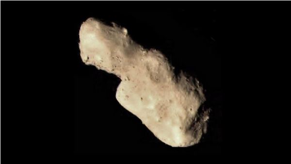 asteroide-toutatis