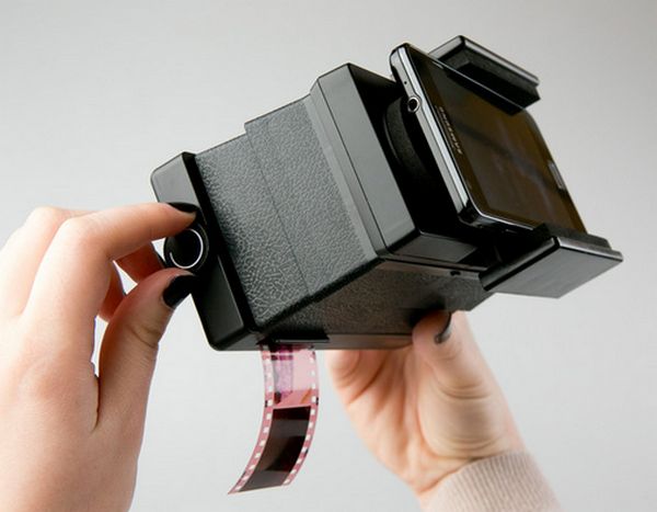 lomography-film-scanner-smartphones