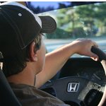 Las 10 aplicaciones móviles más usadas por los jóvenes cuando conducen vehículos