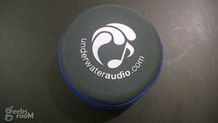 swimbuds-sport-underwater-audio-17