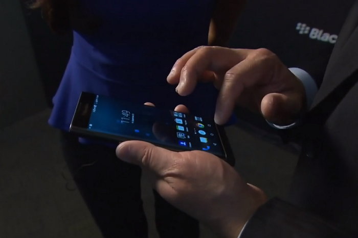 Blackberry abandona BB10, lanzará dos terminales Android de gama media pues el Priv es muy caro