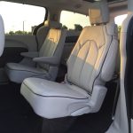 La nueva y lujosa Chrysler Pacifica 2017 Limited en imágenes 21