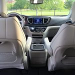 La nueva y lujosa Chrysler Pacifica 2017 Limited en imágenes 25