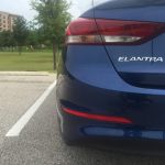 Hyundai Elantra Limited 2017 en imágenes y vídeo 7