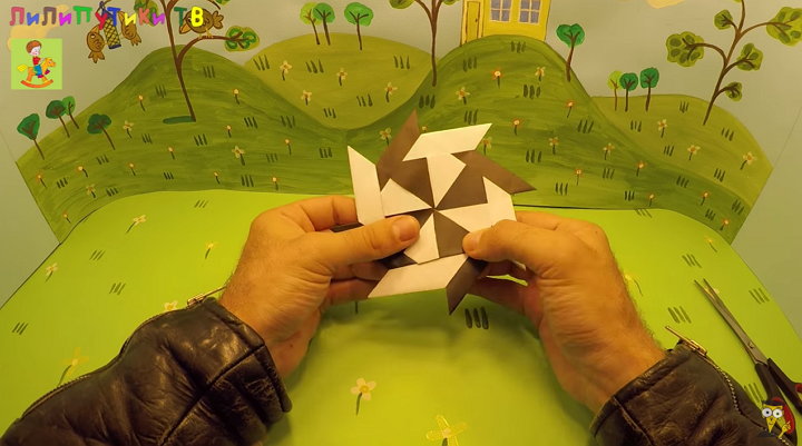 Cómo crear un shuriken de papel