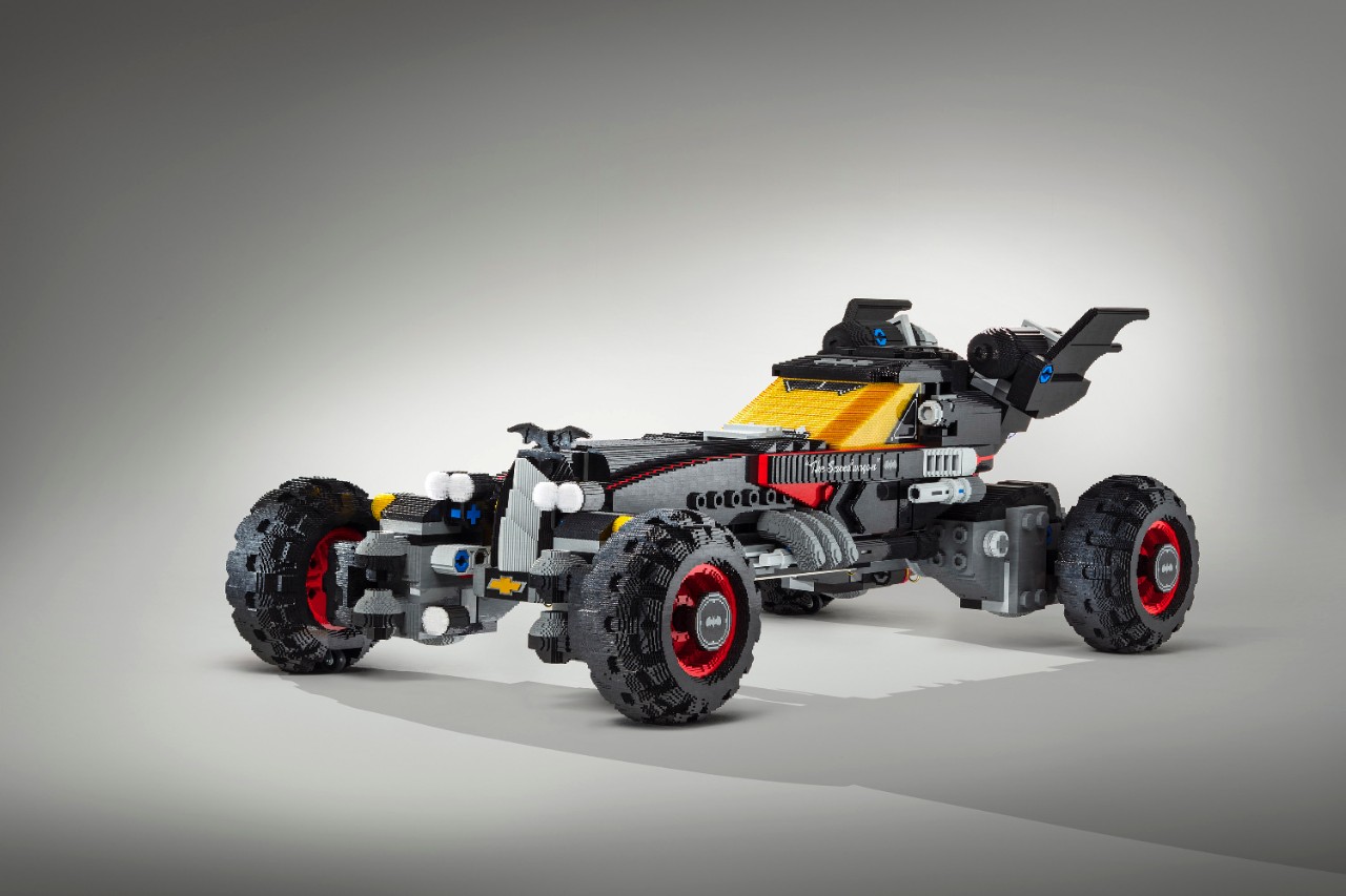 Chevrolet y Warners Bros se asocian para construir un Batimóvil con LEGO y lo presentan en NAIAS 2017