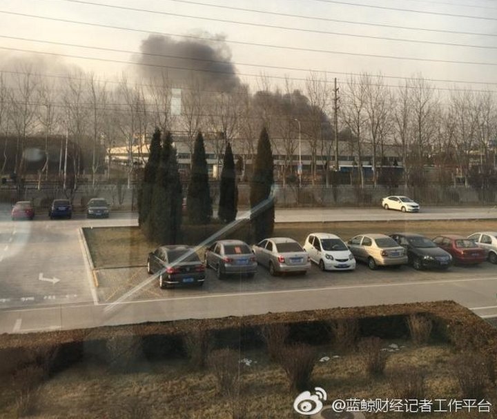 Baterías defectuosas fueron la causa de un incendio que se produjo hoy en una de las fábricas de Samsung en China