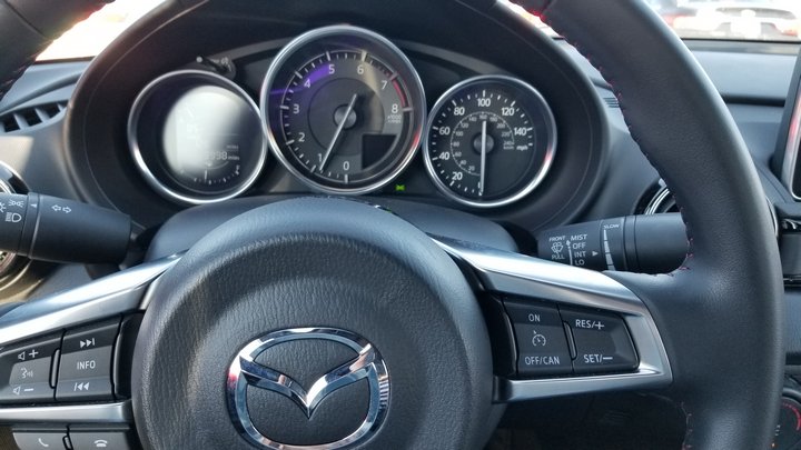2017 Mazda MX-5 Miata Club MT