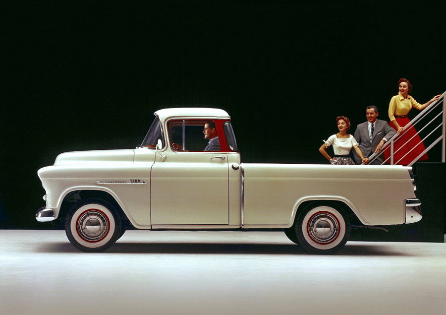 1955 Chevrolet 3100 Series Cameo Carrier half-ton  (Par Motor 238 lb-pie)