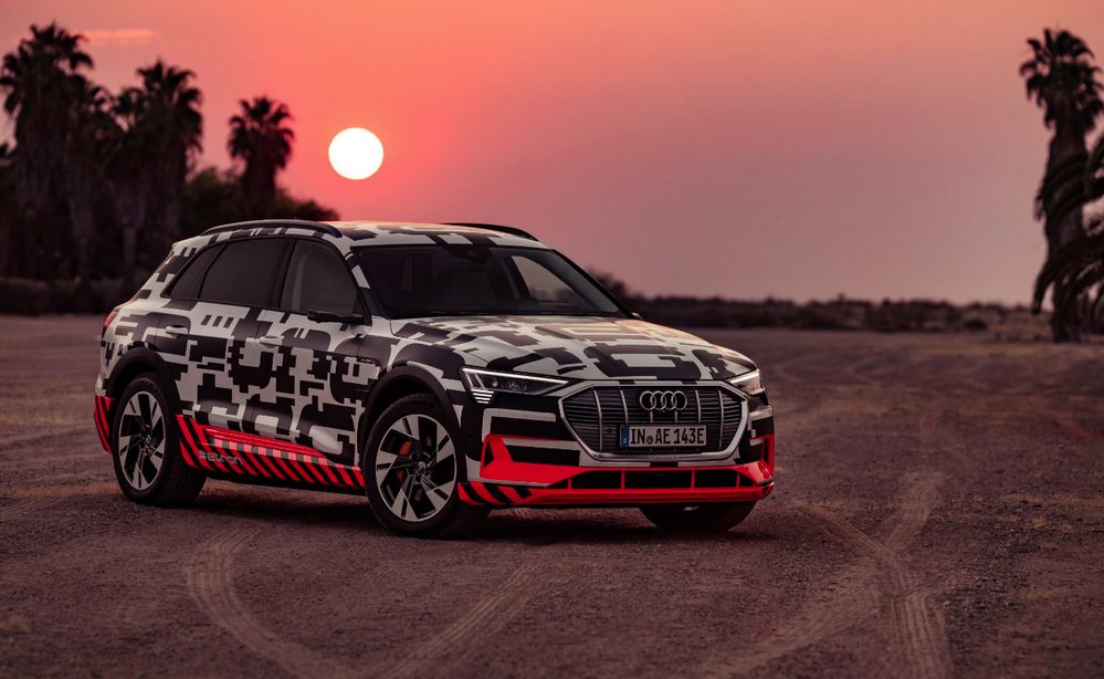 Audi prueba el prototipo e-tron en las salinas y sabanas de Namibia con excelentes resultados [Vídeo]