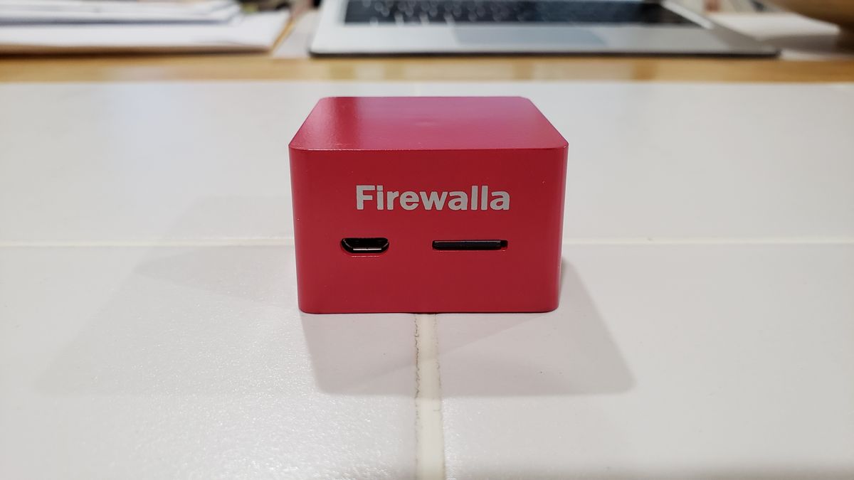 Firewalla Red (Rojo)