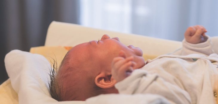 Desarrollan sistema de IA que analiza el llanto de un bebé y puede reconocer sus distintas causas