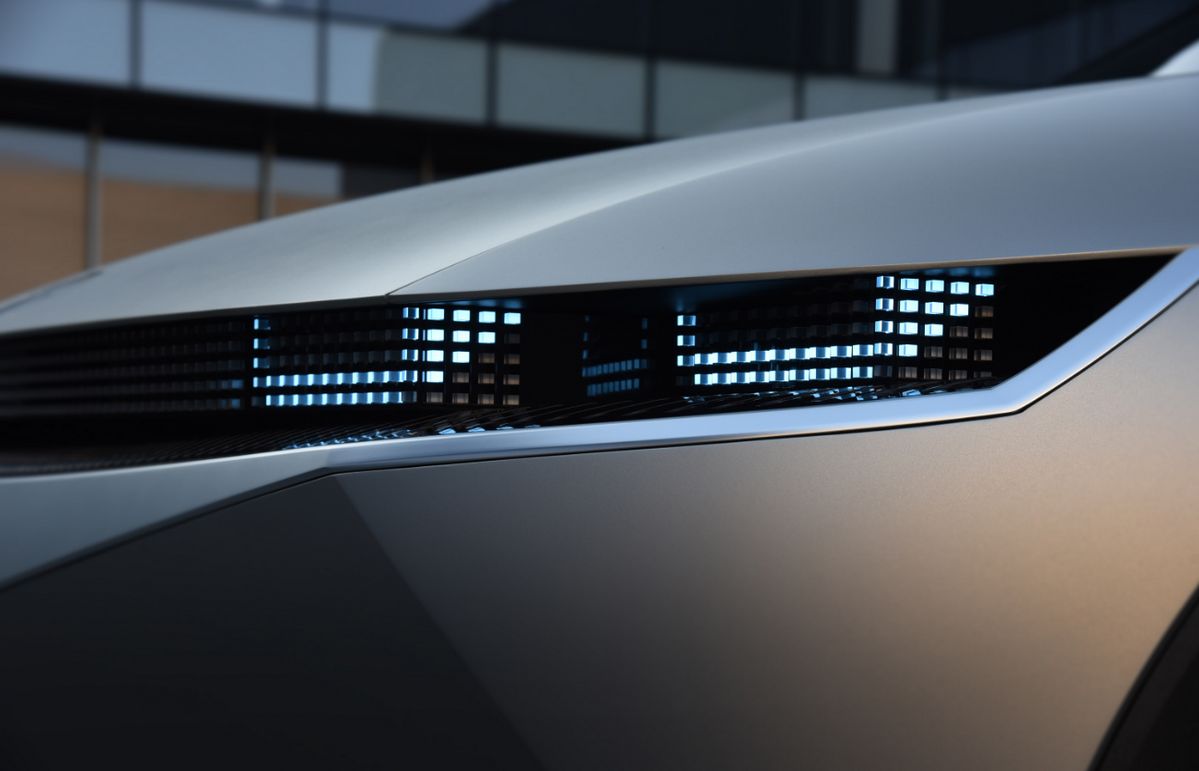 Hyundai 45 - Concepto de Vehículo 100% Eléctrico