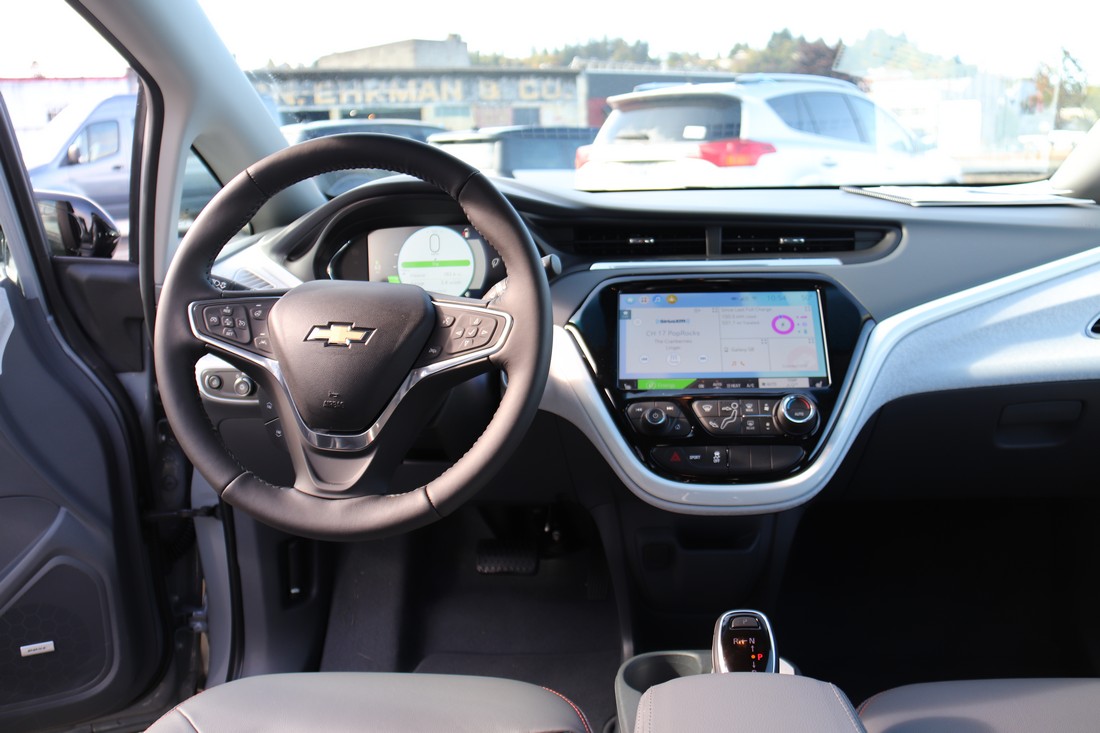 Chevy Bolt EV 2020, un compacto eléctrico cómodo, rápido y con más autonomía - Review 1