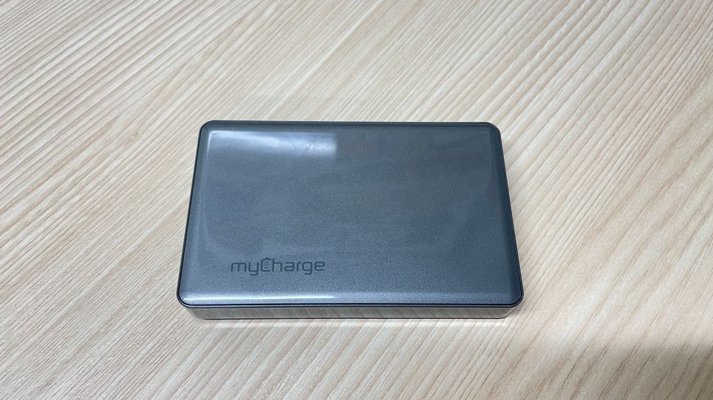 Review: myCharge Mag-Lock Wireless Magnetic Superhero