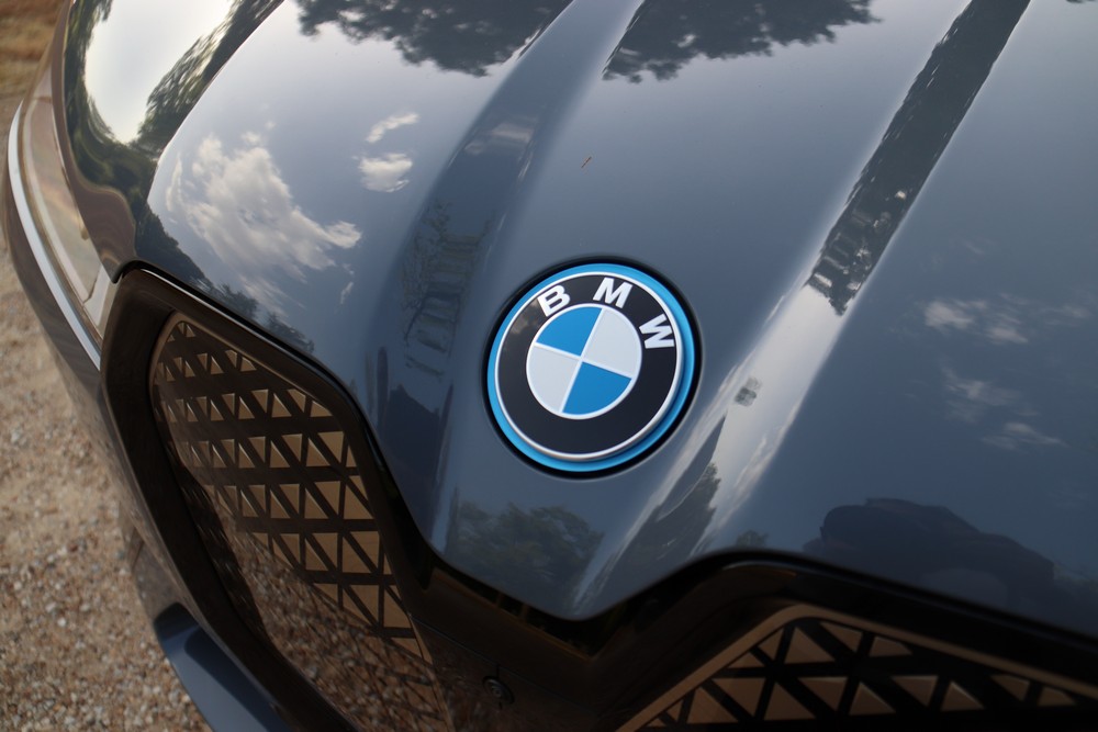 BMW y Toyota piensan lanzar vehículo de pila de combustible en el 2025 thumbnail