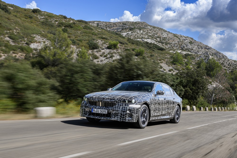 BMW i5: Innovación y Conducción Autónoma en la Nueva Serie 5