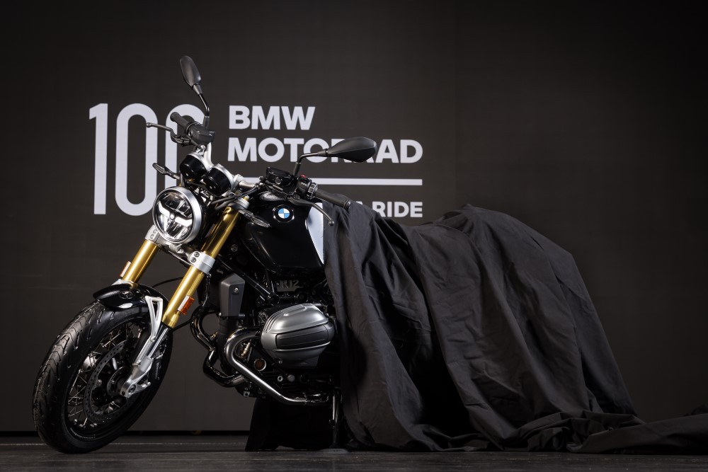 Conmemorando sus 100 años, BMW Motorrad presenta la R 12 nineT