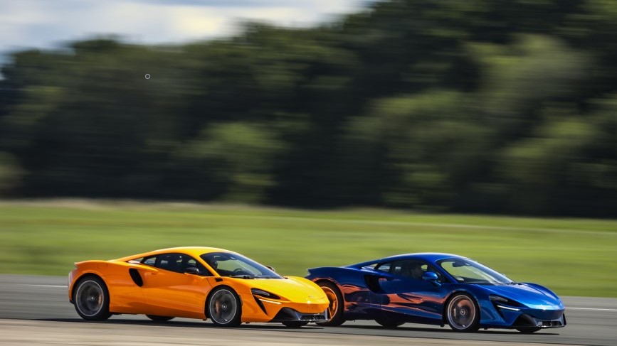 60 años de McLaren: Exhibición de Precisión y Potencia
