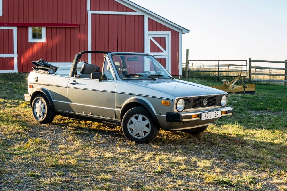 Volkswagen Cabriolet 1987 - Charlene Johnson